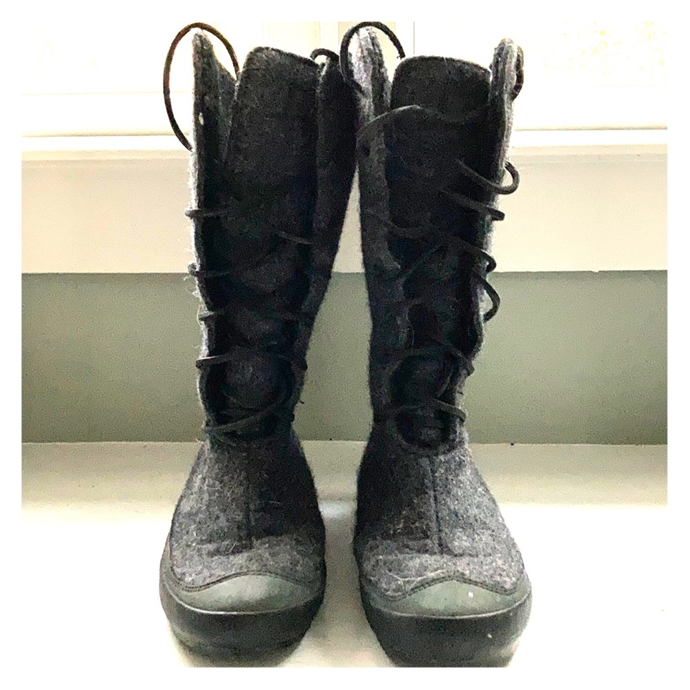 Patagonia wool boots
